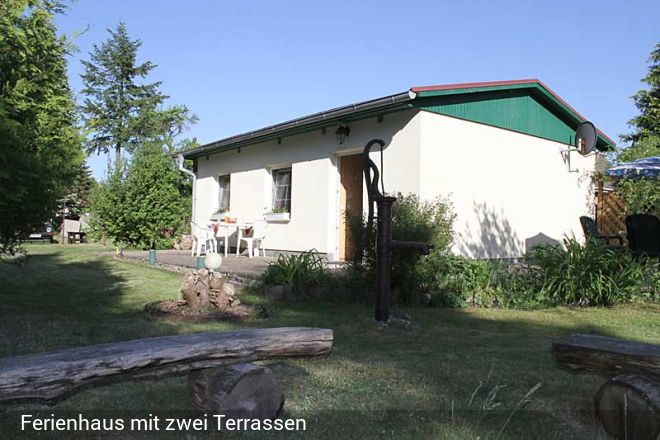 Familienfreundliches Ferienhaus in Fleeth am Vilzsee mit Ruderboot. Auf 1800qm g